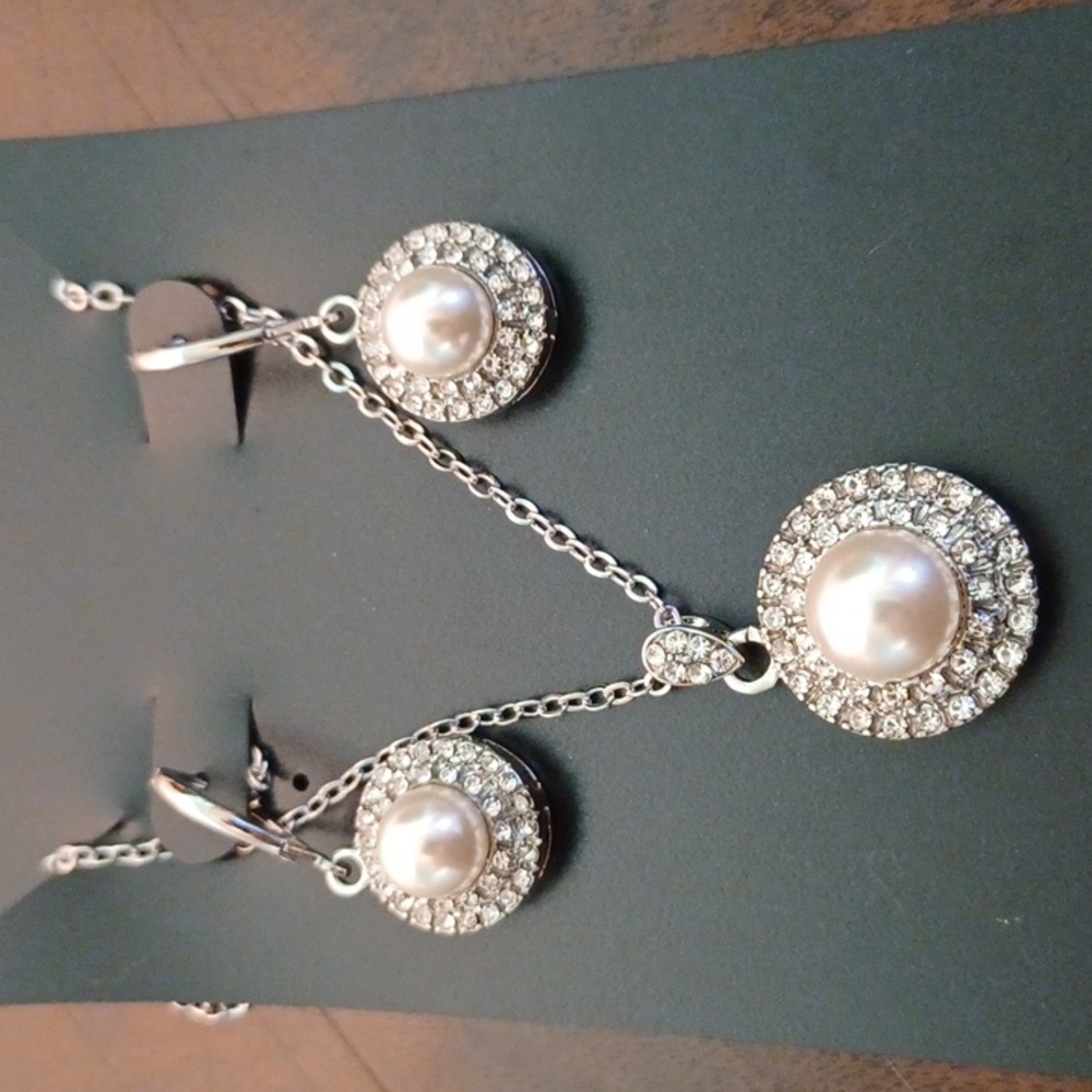 NEW! Bridal Set - earrings /necklace faux pearls /faux diamonds 5748
